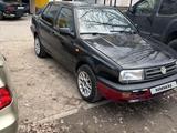 Volkswagen Vento 1993 года за 1 200 000 тг. в Лисаковск – фото 2