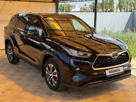 Toyota Highlander 2022 года за 22 000 000 тг. в Уральск – фото 3