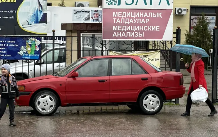 Mazda 323 1990 года за 700 000 тг. в Алматы