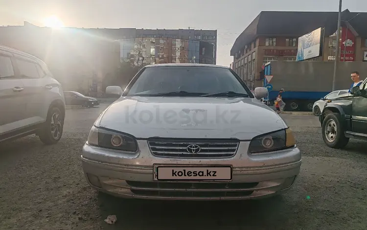Toyota Camry 1997 года за 2 600 000 тг. в Семей
