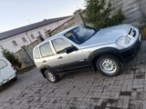 Chevrolet Niva 2013 годаfor3 200 000 тг. в Есиль – фото 2