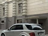 Mercedes-Benz ML 63 AMG 2006 года за 12 500 000 тг. в Алматы – фото 4