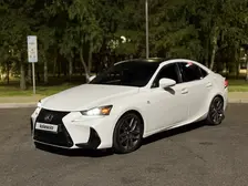 Lexus is-300, 2020