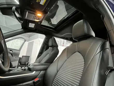 Toyota Highlander 2023 года за 32 000 000 тг. в Алматы – фото 12