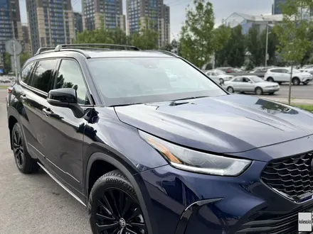 Toyota Highlander 2023 года за 32 000 000 тг. в Алматы – фото 5