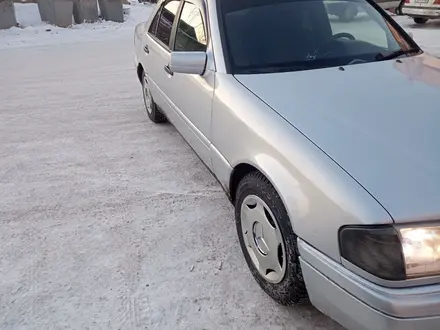 Mercedes-Benz C 180 1994 года за 2 450 000 тг. в Атбасар – фото 5