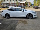 Hyundai Sonata 2020 года за 11 000 000 тг. в Астана – фото 4