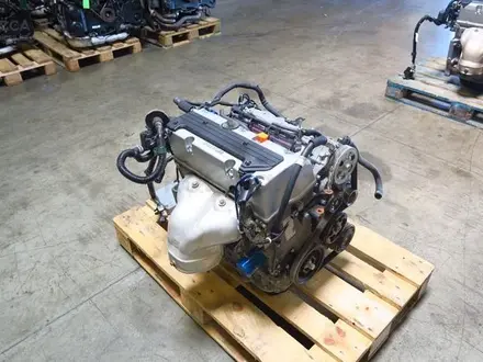 Мотор К24 Двигатель Honda CR-V 2.4 (Хонда срв) за 100 тг. в Алматы