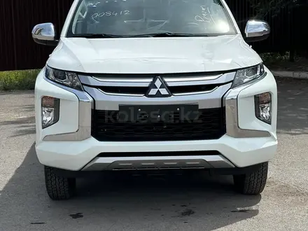 Mitsubishi L200 2023 года за 13 500 000 тг. в Караганда