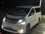 Toyota Vellfire 2010 года за 5 950 000 тг. в Уральск