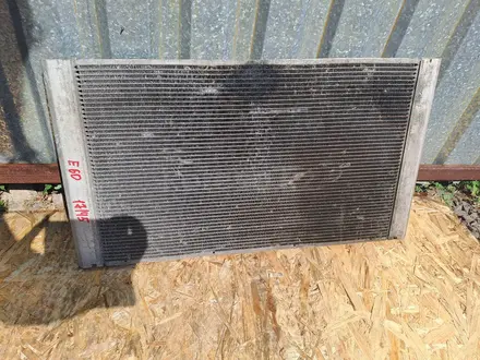 Радиатор кондиционера на БМВ Е60 за 40 000 тг. в Караганда