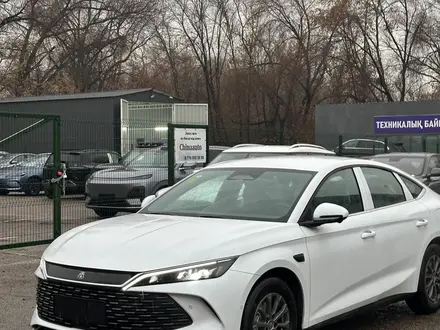 BYD Qin L DM-i 2025 года за 10 000 000 тг. в Алматы