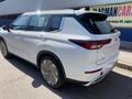 Mitsubishi Outlander 2022 годаүшін16 900 000 тг. в Алматы – фото 4