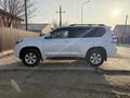 Toyota Land Cruiser Prado 2015 года за 17 400 000 тг. в Атырау – фото 2