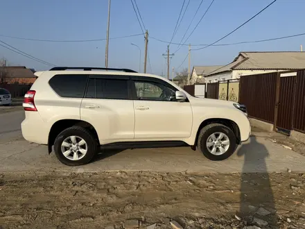 Toyota Land Cruiser Prado 2015 года за 17 000 000 тг. в Атырау – фото 15