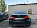 Toyota Camry 2021 года за 14 920 000 тг. в Алматы – фото 4