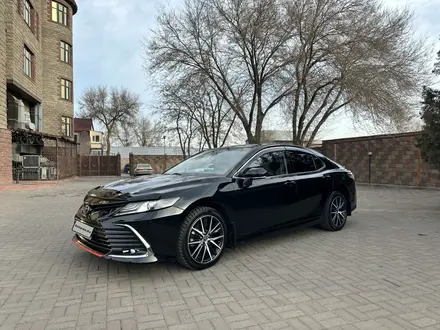 Toyota Camry 2021 года за 14 920 000 тг. в Алматы – фото 12