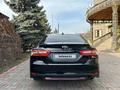 Toyota Camry 2021 года за 14 920 000 тг. в Алматы – фото 18