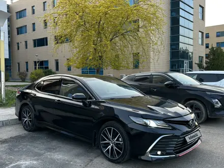 Toyota Camry 2021 года за 14 920 000 тг. в Алматы – фото 6