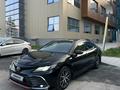 Toyota Camry 2021 года за 14 920 000 тг. в Алматы – фото 9