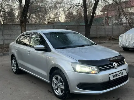 Volkswagen Polo 2013 года за 4 200 000 тг. в Алматы – фото 2