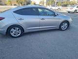 Hyundai Elantra 2020 года за 6 000 000 тг. в Актау – фото 5