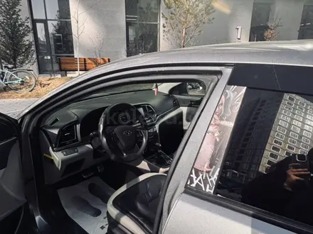Hyundai Elantra 2017 года за 5 800 000 тг. в Астана – фото 14
