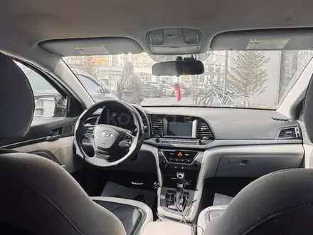 Hyundai Elantra 2017 года за 5 800 000 тг. в Астана – фото 9