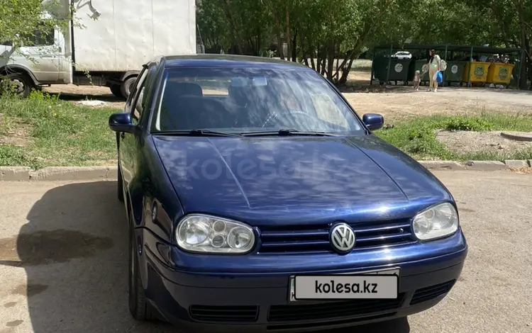 Volkswagen Golf 2000 года за 2 599 000 тг. в Астана