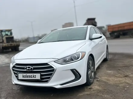 Hyundai Elantra 2017 года за 7 900 000 тг. в Астана – фото 2