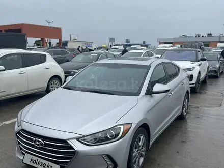 Hyundai Elantra 2017 года за 6 000 000 тг. в Актау – фото 5