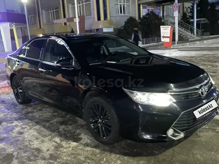 Toyota Camry 2014 года за 11 200 000 тг. в Павлодар – фото 2