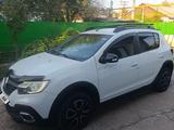 Renault Sandero Stepway 2019 года за 5 000 000 тг. в Алматы – фото 2