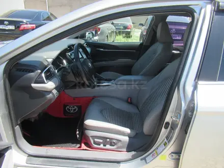 Toyota Camry 2019 года за 8 545 900 тг. в Шымкент – фото 7