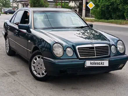 Mercedes-Benz E 230 1996 года за 2 700 000 тг. в Тараз