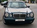 Mercedes-Benz E 230 1996 года за 2 700 000 тг. в Тараз – фото 2