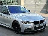 BMW 330 2015 года за 11 000 000 тг. в Шымкент – фото 2