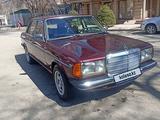 Mercedes-Benz E 200 1982 года за 3 500 000 тг. в Алматы – фото 5