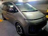 Hyundai Staria 2023 годаүшін24 500 000 тг. в Алматы