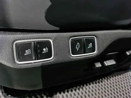 Hyundai Staria 2023 года за 23 500 000 тг. в Алматы – фото 6