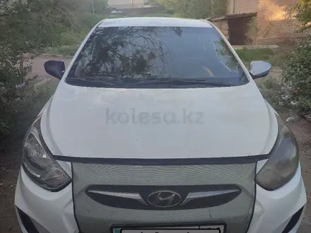 Hyundai Accent 2013 года за 4 100 000 тг. в Усть-Каменогорск – фото 3