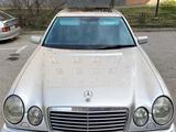 Mercedes-Benz E 320 1999 года за 3 900 000 тг. в Шымкент