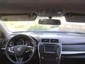 Toyota Camry 2017 годаfor6 500 000 тг. в Атырау – фото 2