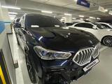 BMW X6 2022 годаfor34 000 000 тг. в Астана – фото 2