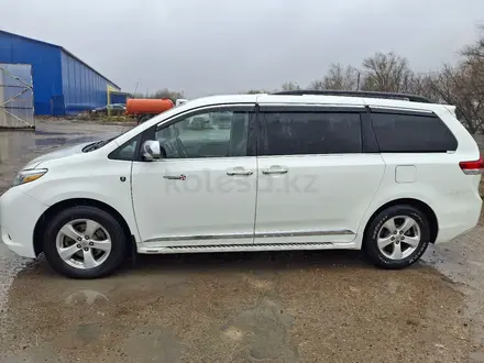 Toyota Sienna 2013 года за 10 000 000 тг. в Уральск