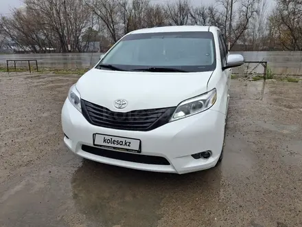 Toyota Sienna 2013 года за 10 000 000 тг. в Уральск – фото 3