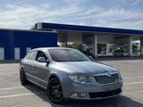 Skoda Superb 2009 года за 4 000 000 тг. в Алматы