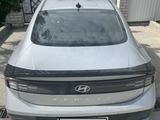 Hyundai Sonata 2024 годаfor15 500 000 тг. в Атырау – фото 3