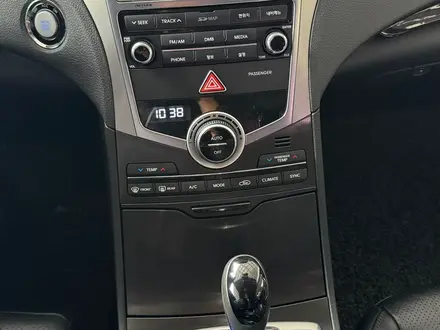 Hyundai Grandeur 2016 года за 8 500 000 тг. в Алматы – фото 12