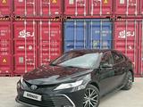Toyota Camry 2021 года за 16 500 000 тг. в Караганда